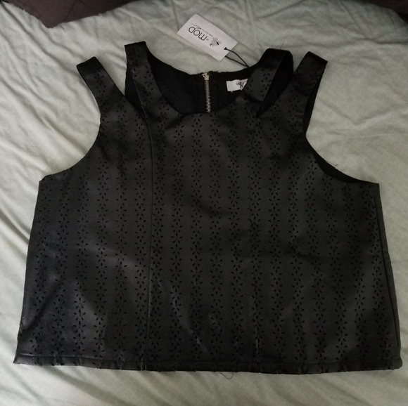 🌻B1G2📚NWT Umgee black crop top - Picture 1 of 2